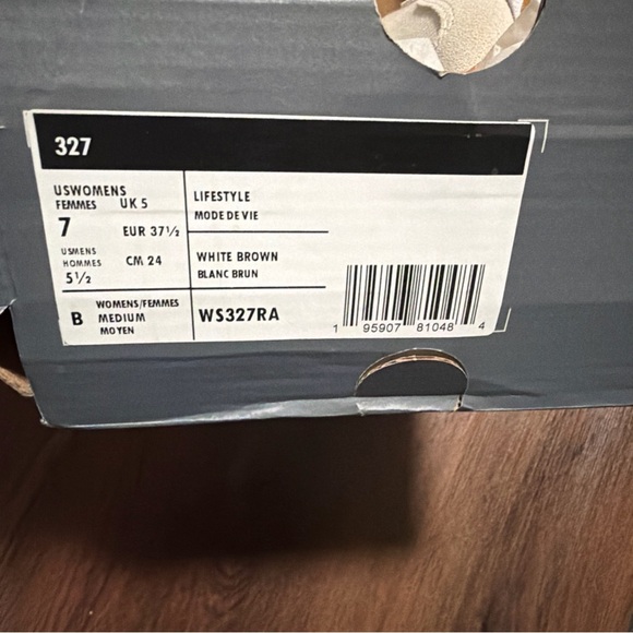 New Balance 327 Sea Salt Rust Oxide Women Sz 7.  M 5.5 - Picture 6 of 6